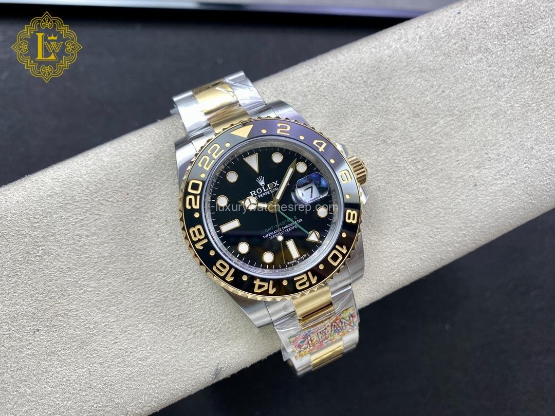 Rolex GMT-Master II Two-Tone Green Hand - 116713LN Replica