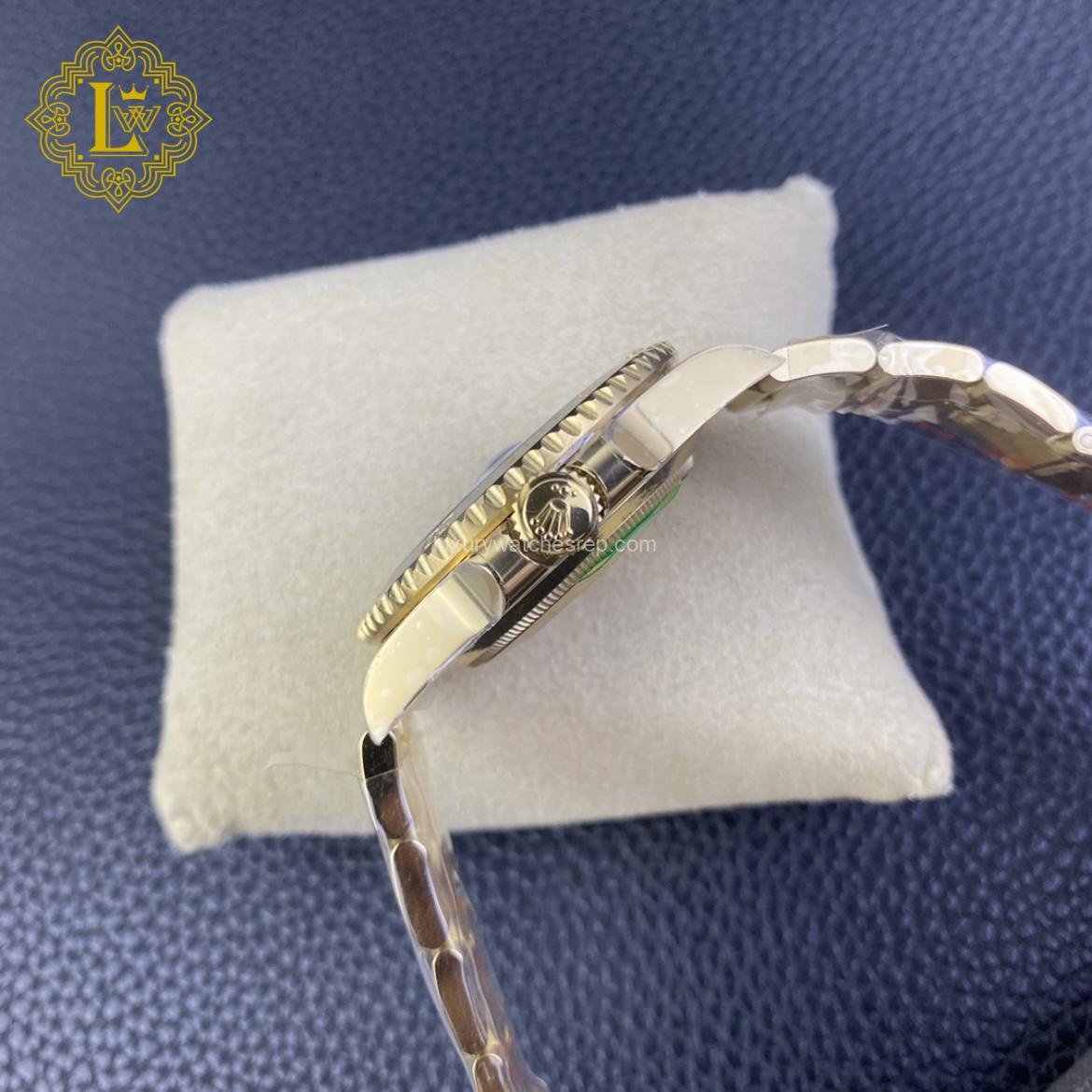 Rolex Submariner Yellow Gold Date Black Dial - 126618LN Replica