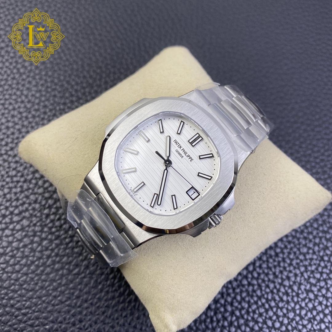Patek Philippe Nautilus White Dial - 5711/1A Replica