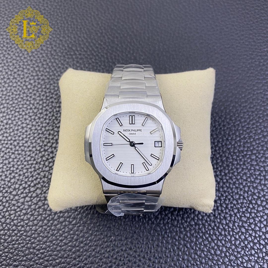 Patek Philippe Nautilus White Dial - 5711/1A Replica