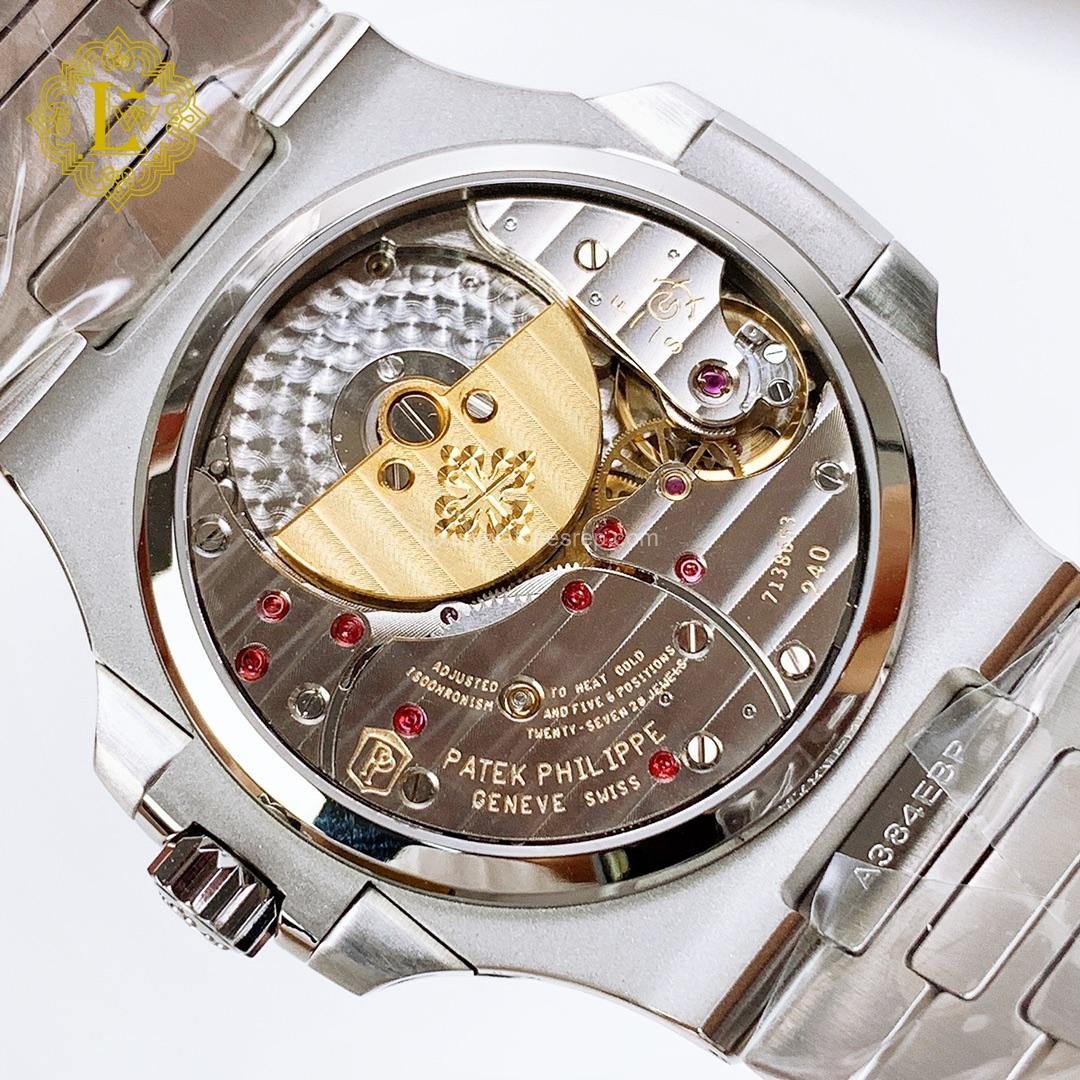 Patek Philippe Nautilus 5712 Blue Dial Replica