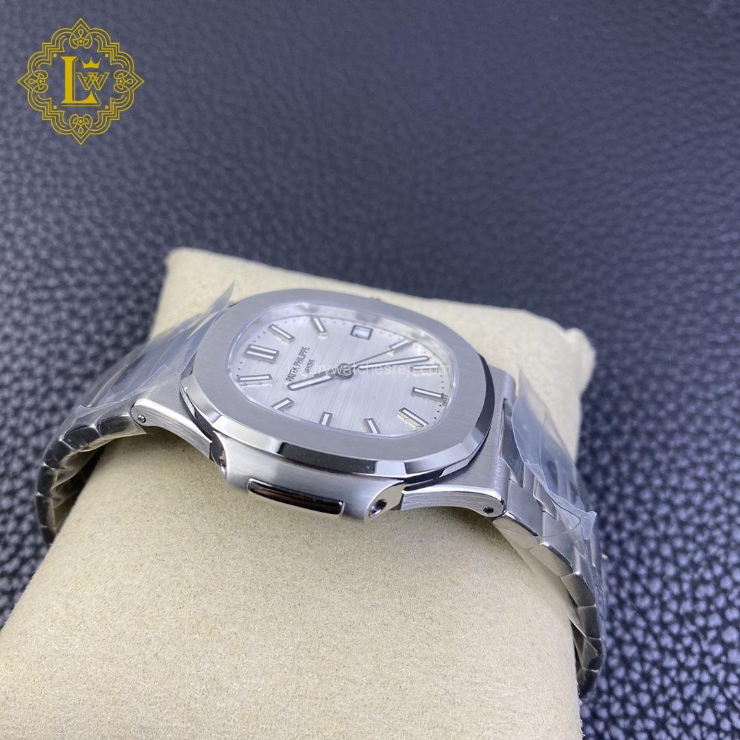 Patek Philippe Nautilus White Dial - 5711/1A Replica