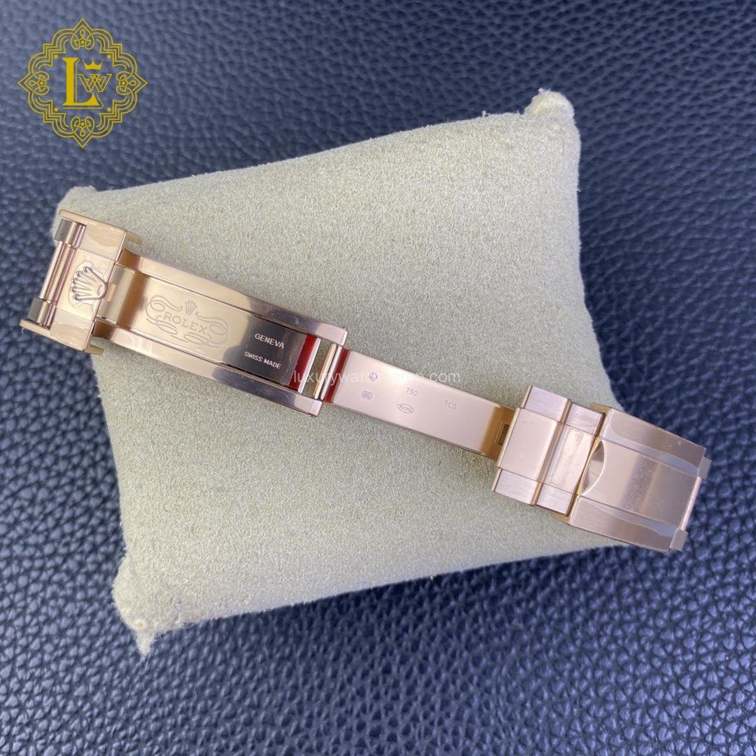 Rolex Daytona 18K Rose Gold Black Dial Oysterflex - 116515LN Replica