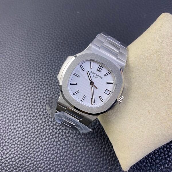 Patek Philippe Nautilus White Dial - 5711/1A Replica
