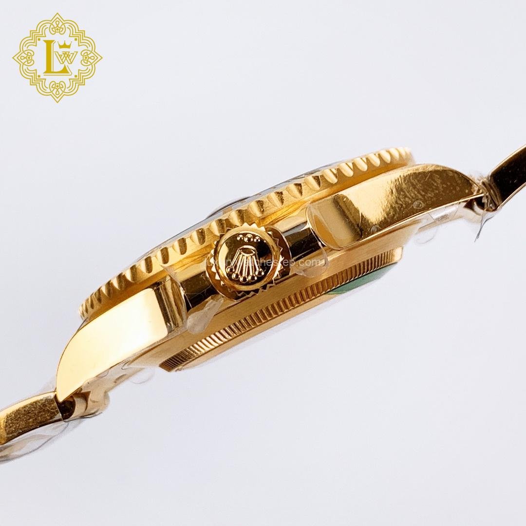 Rolex Submariner Rose Gold Date Black Dial – 126618LN