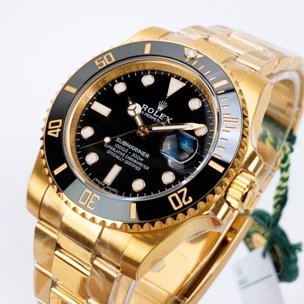 Rolex Submariner Rose Gold Date Black Dial – 126618LN